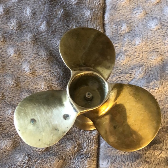 Vintage Heavy Solid Brass Boat Propeller Candle Holder. Excellent Condition.